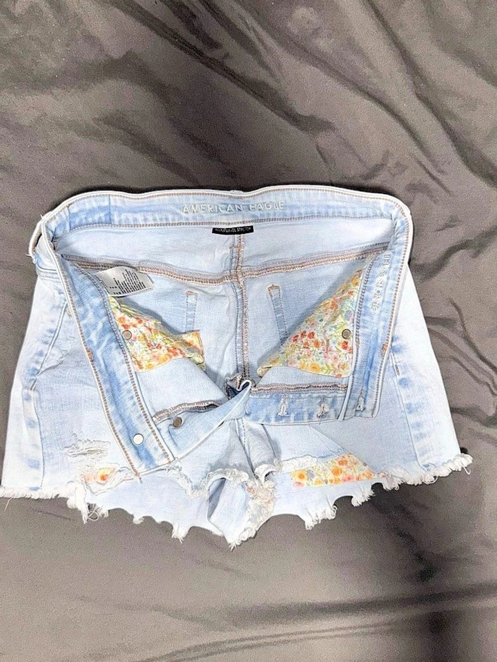 American Eagle Floral Denim Jean Shorts Size 6